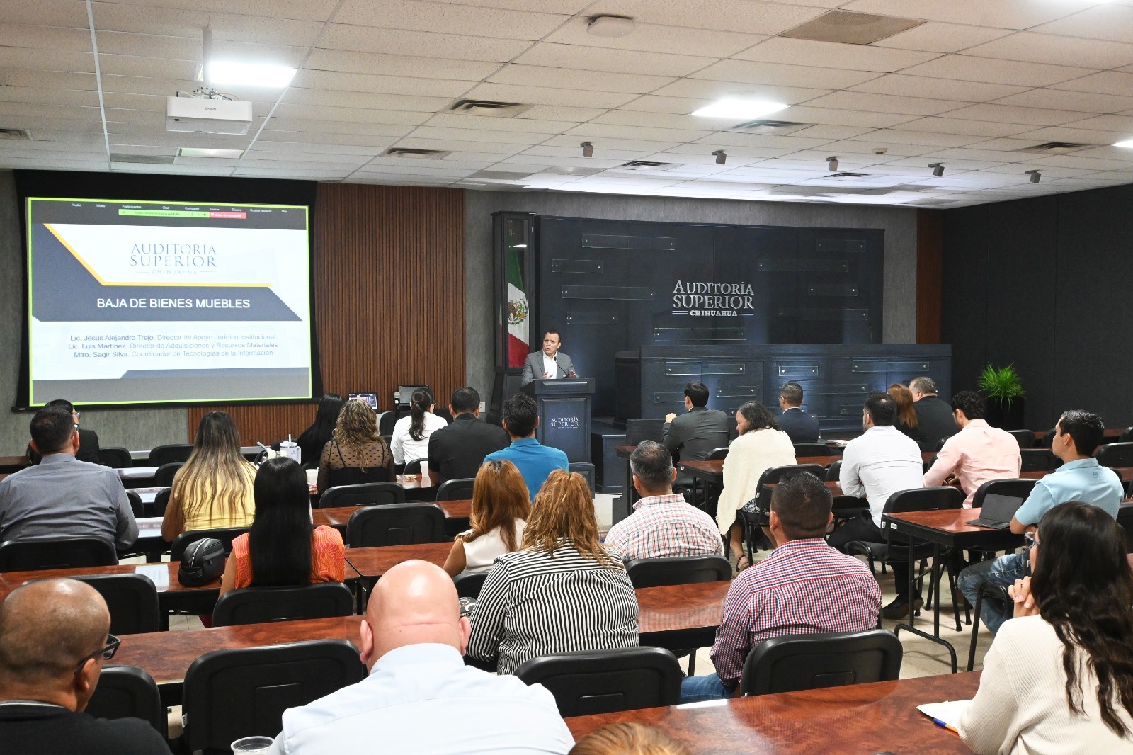 Capacita ASE a servidores públicos