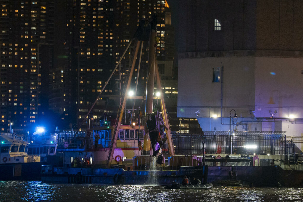 Informe vincula impacto de aves en accidente mortal de helicóptero en Nueva York - f0d57b6b097707b338da1878c682aed892726654w-1024x683