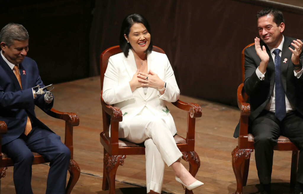 Keiko Fujimori se declara orgullosa de ser la primera mujer elegida presidenta en Perú - f5b79dbea4e47ef0f9ed177a408a1c434c01d441w-1024x658