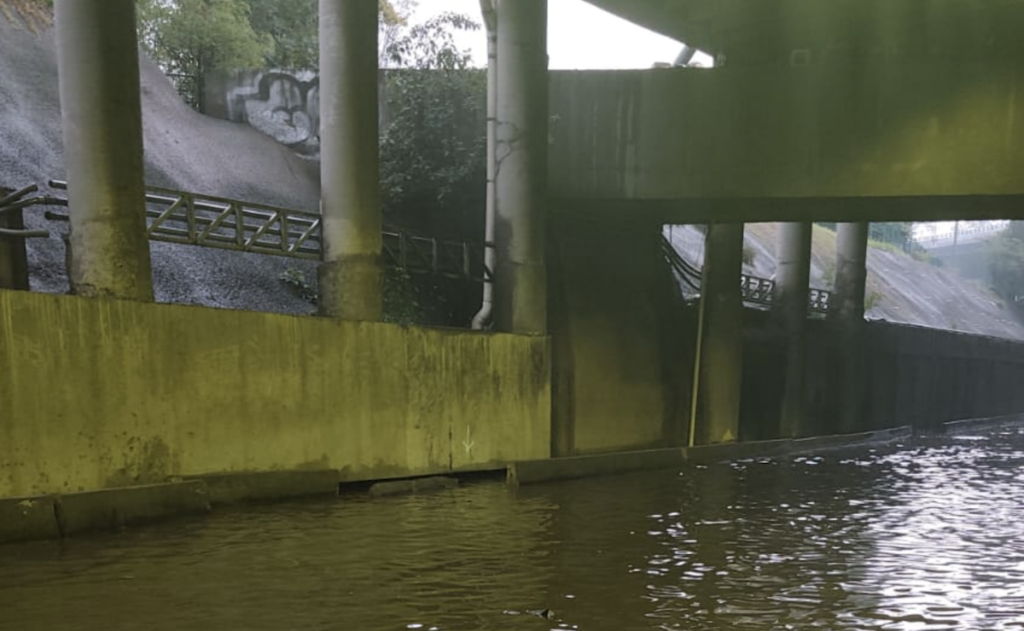 Fuertes lluvias provocan inundaciones y caos vial en el Valle de México; ¿qué zonas fueron las más afectadas? - fuertes-lluvias-provocan-inundaciones-y-caos-vial-en-el-valle-de-mexico-que-zonas-fueron-las-mas-afectadas-2-1024x631