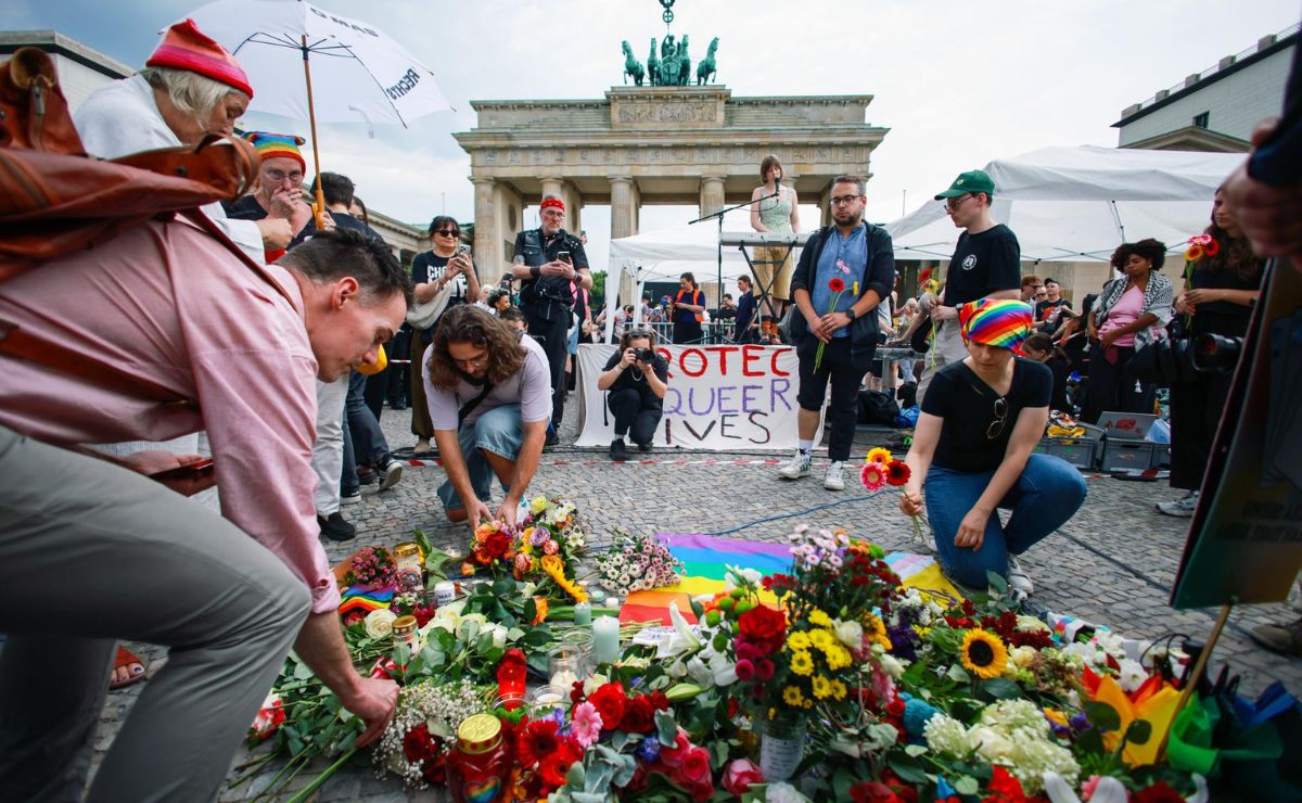Investigan como atentado islamista el atropellamiento masivo en Berlín - homenaje-a-victima-mortal-y-heridos-por-atropellamiento-multiple-en-berlin