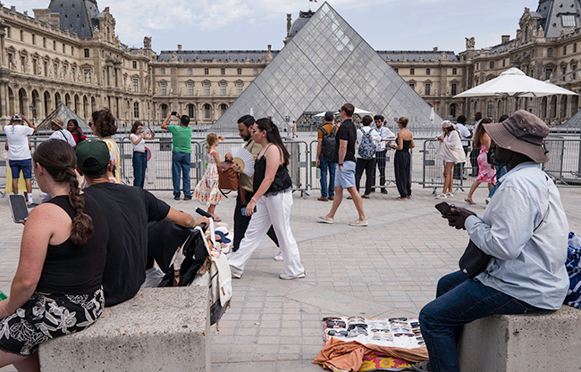 louvre