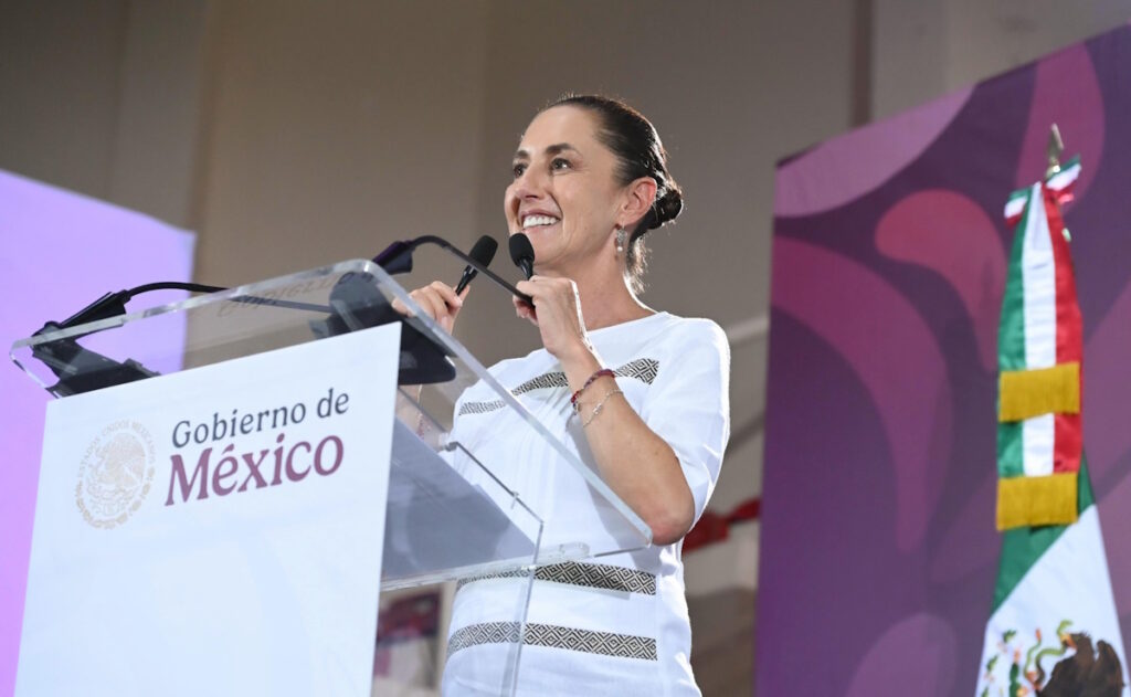 Sheinbaum anuncia plan integral para atender el sargazo en las playas de Quintana Roo - sheinbaum-anuncia-plan-integral-para-atender-el-sargazo-en-las-playas-de-quintana-roo-1024x631