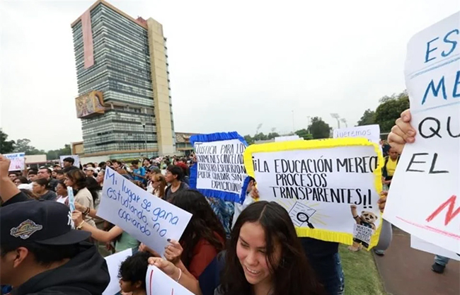 unam-3