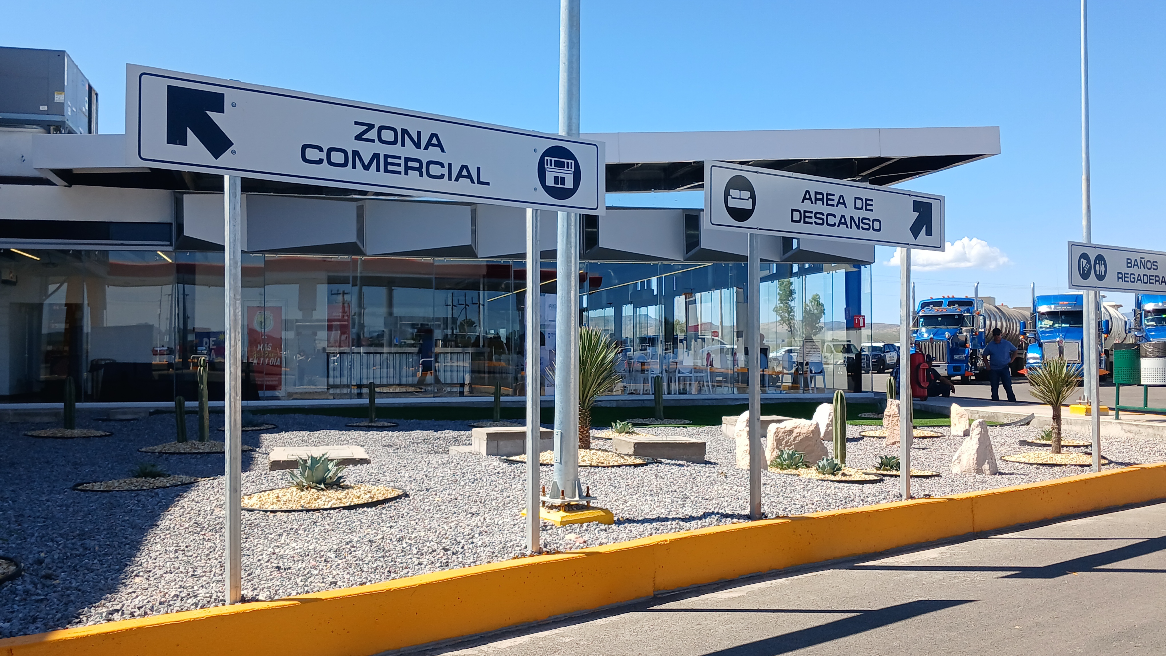 Inauguran en Chihuahua el primer Parador Seguro con Servicios Integrales del país