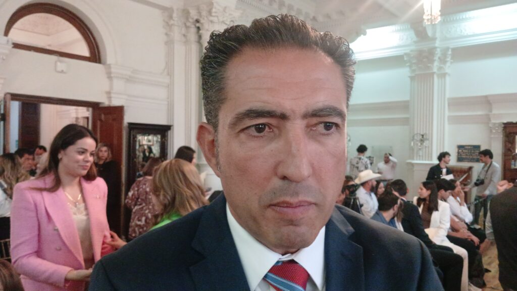 Pide Riggs protocolos preventivos por