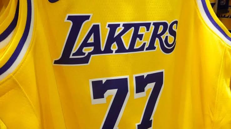 josh_kushner_da_el_salto_a_la_nba_con_la_compra_de_lakers_728c5ca9f3