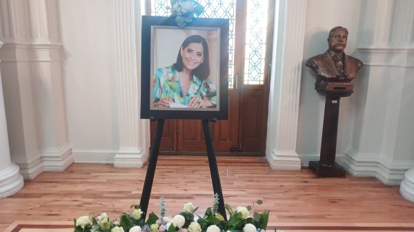 Realizan en cabildo homenaje póstumo a Patricia Ulate