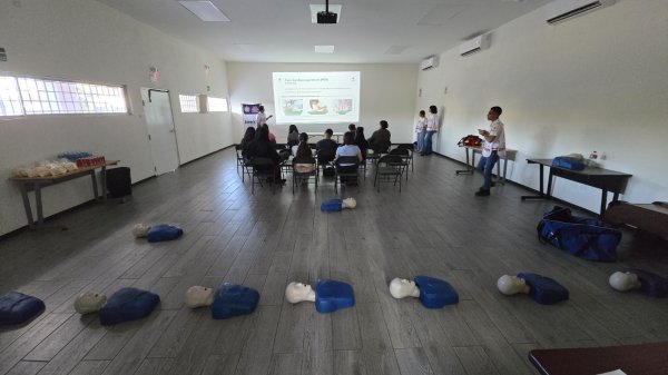 Lleva Municipio taller de primeros auxilios a jóvenes