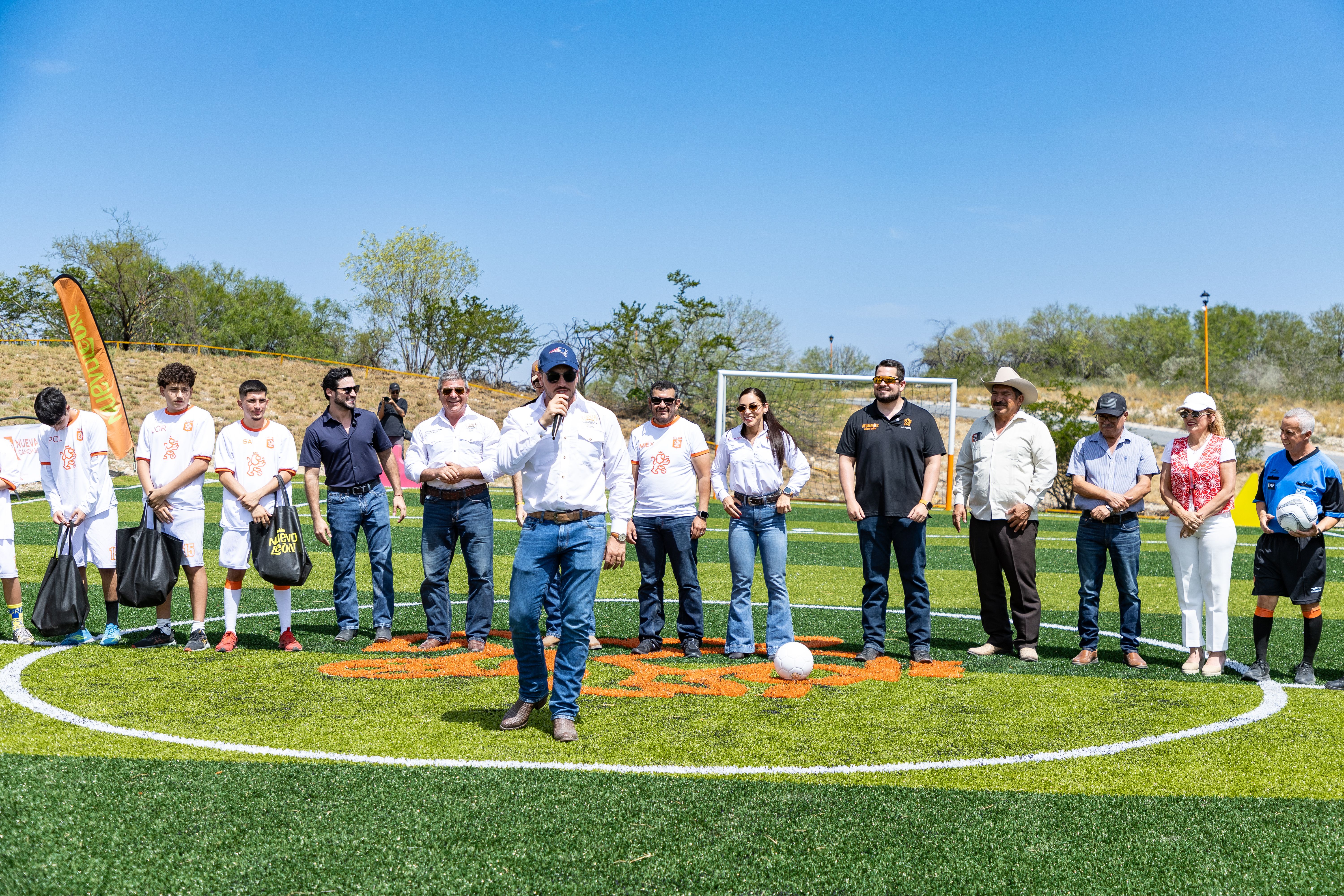 samuel_garcia_inaugura_cancha_605_jpg_019c8703dd samuel-garcia-inaugura-cancha-605.jpg