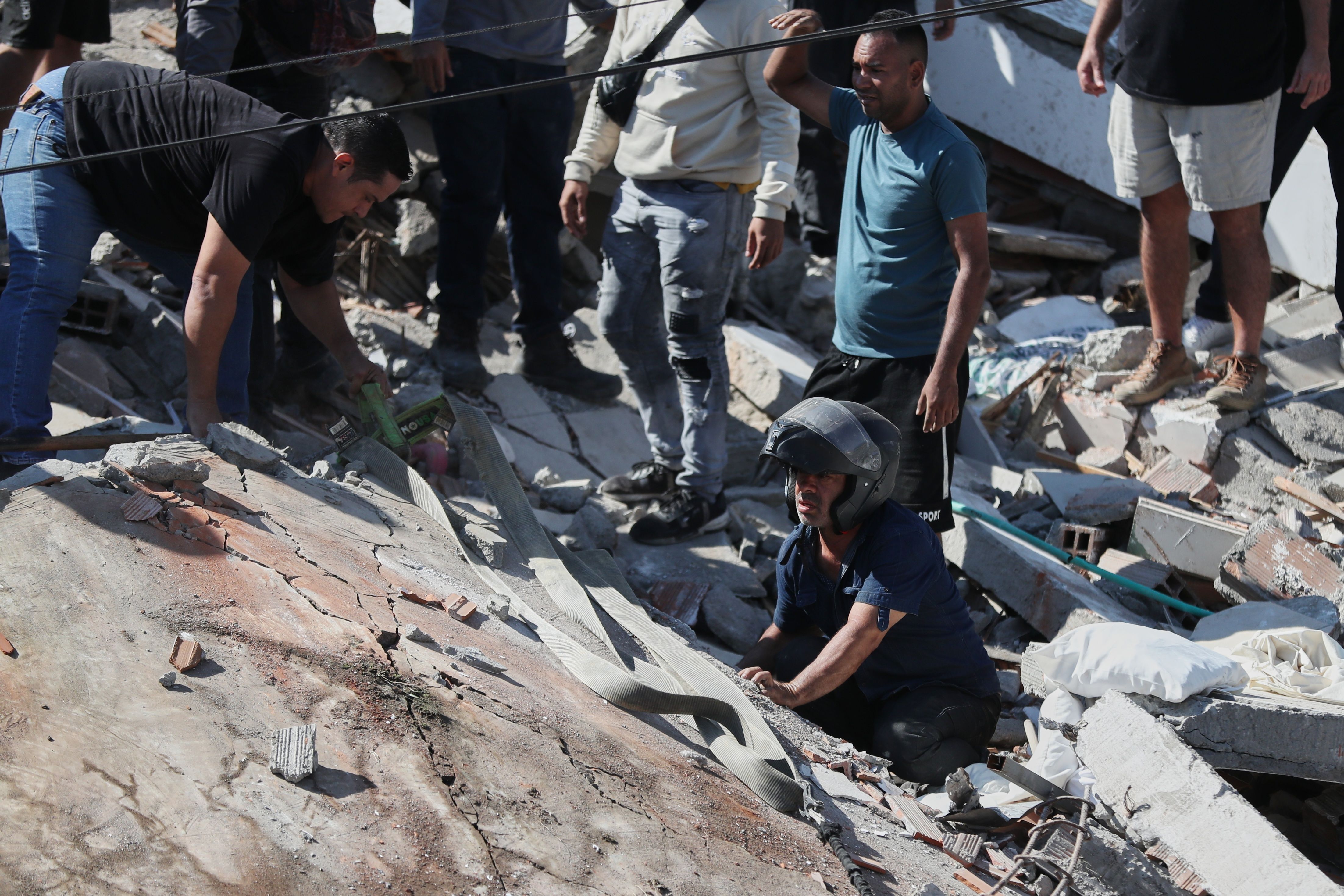 temblor-7.4-magnitud-colombia-muertos.jpg