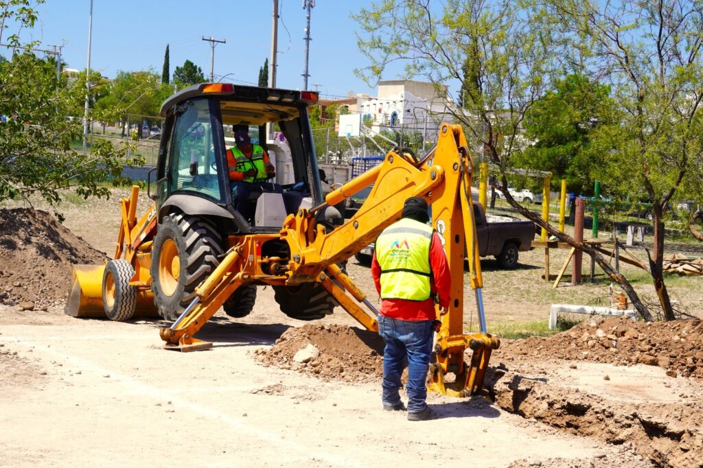 Construye Municipio salón en Parque Loma Dorada