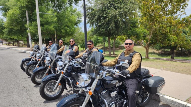 Policías en motocicletas refuerzan seguridad 
