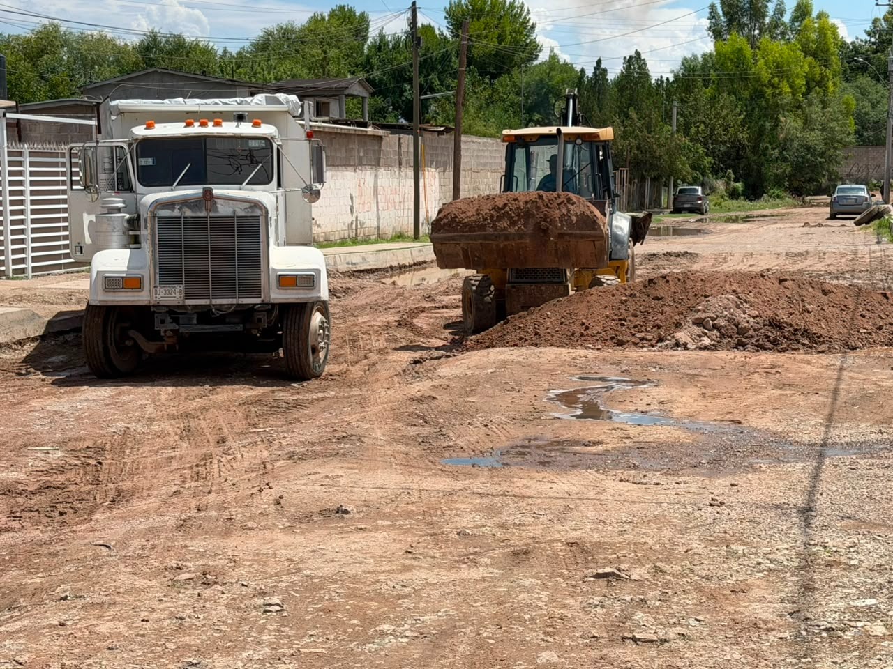 whatsapp-image-20260818-at-93656-am-604789351-1 Inicia CUM pavimentación en la calle Arturo Gamiz