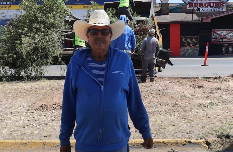 Reconoce Municipio a abuelitos que dejan huella con su trabajo
