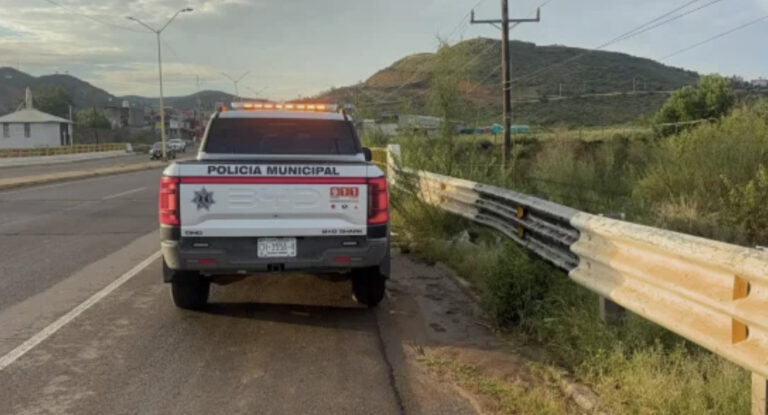Joven arrastrado por la corriente del río Parral es localizado sin vida