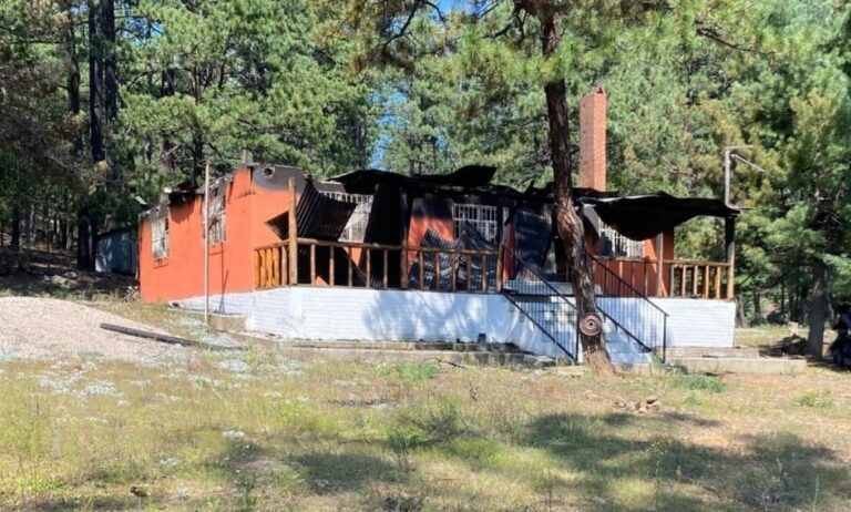 Incendiaron viviendas y autos en ranchería de Madera