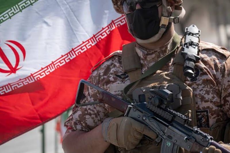 kzng27n4eva5zm7mzlebqmr7dm-1 guardia. revolucionaria-2026