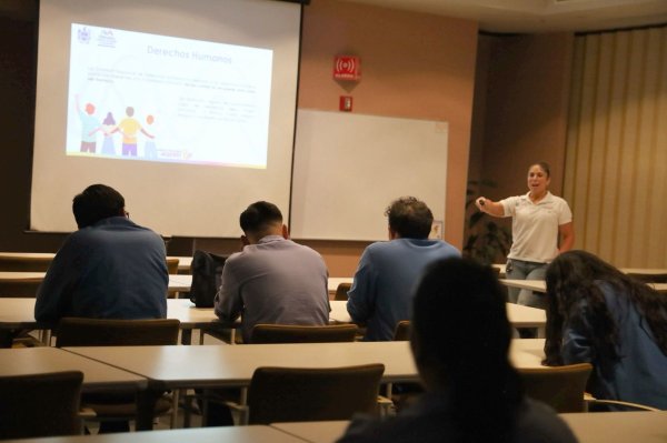 Imparten charlas de prevención de la violencia vs mujeres