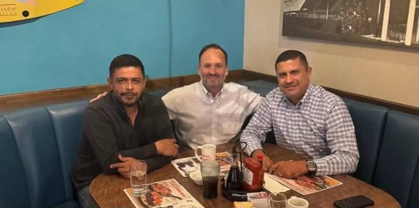 middle-whatsapp-image-20260918-at-075524-412730859 Santiago De la Peña destaca trabajo en equipo con Ernesto Ibarra y Armando Gutiérrez