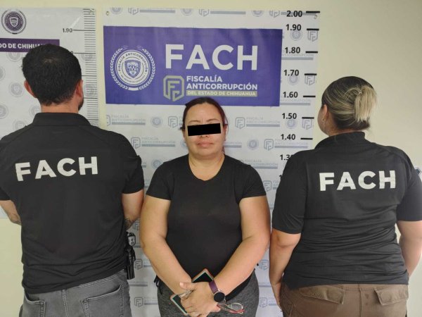 FACH detiene a ex funcionaria por peculado