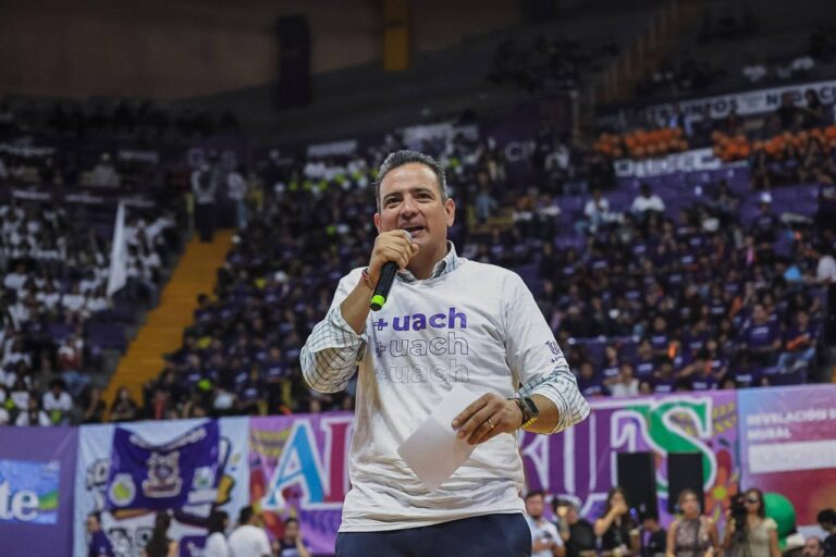 Bonilla da bienvenida a miles de estudiantes de la UACH