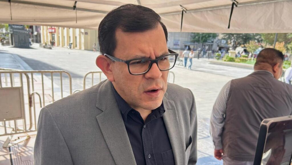 Fiscalía abre diálogo con familias de desaparecidos