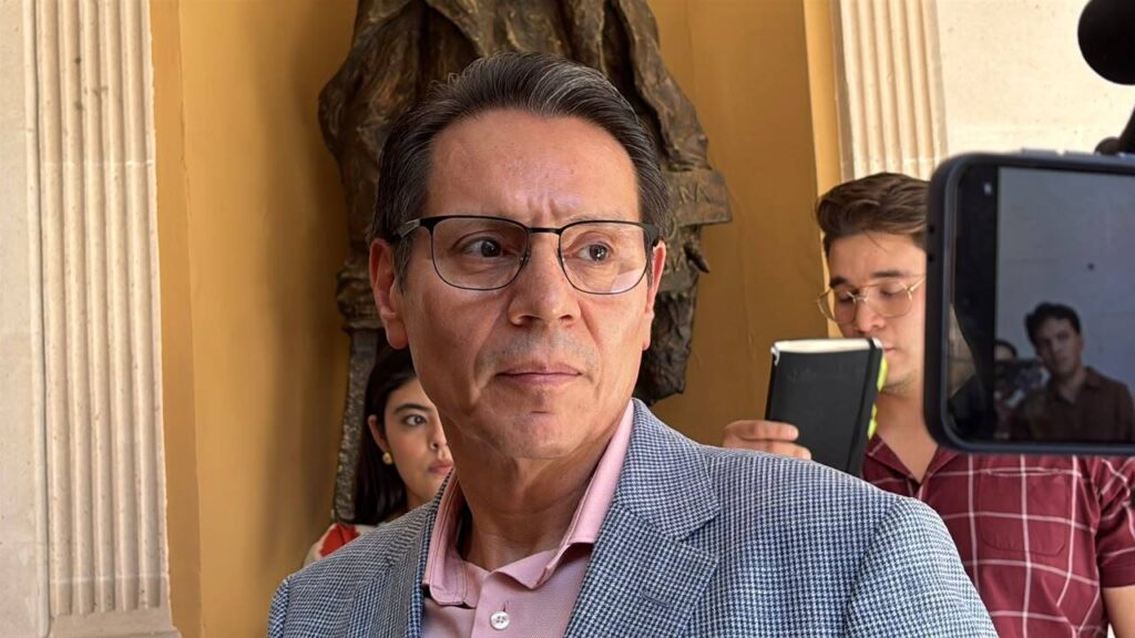 Firman convenio para agilizar procesos de proveedores de Pensiones Civiles