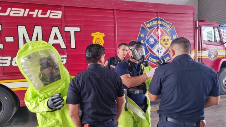 Municipio equipa y capacita a sus bomberos