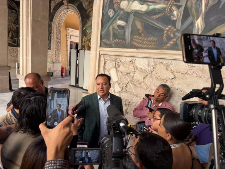 Valenciano descarta diferencias con Mario Mata