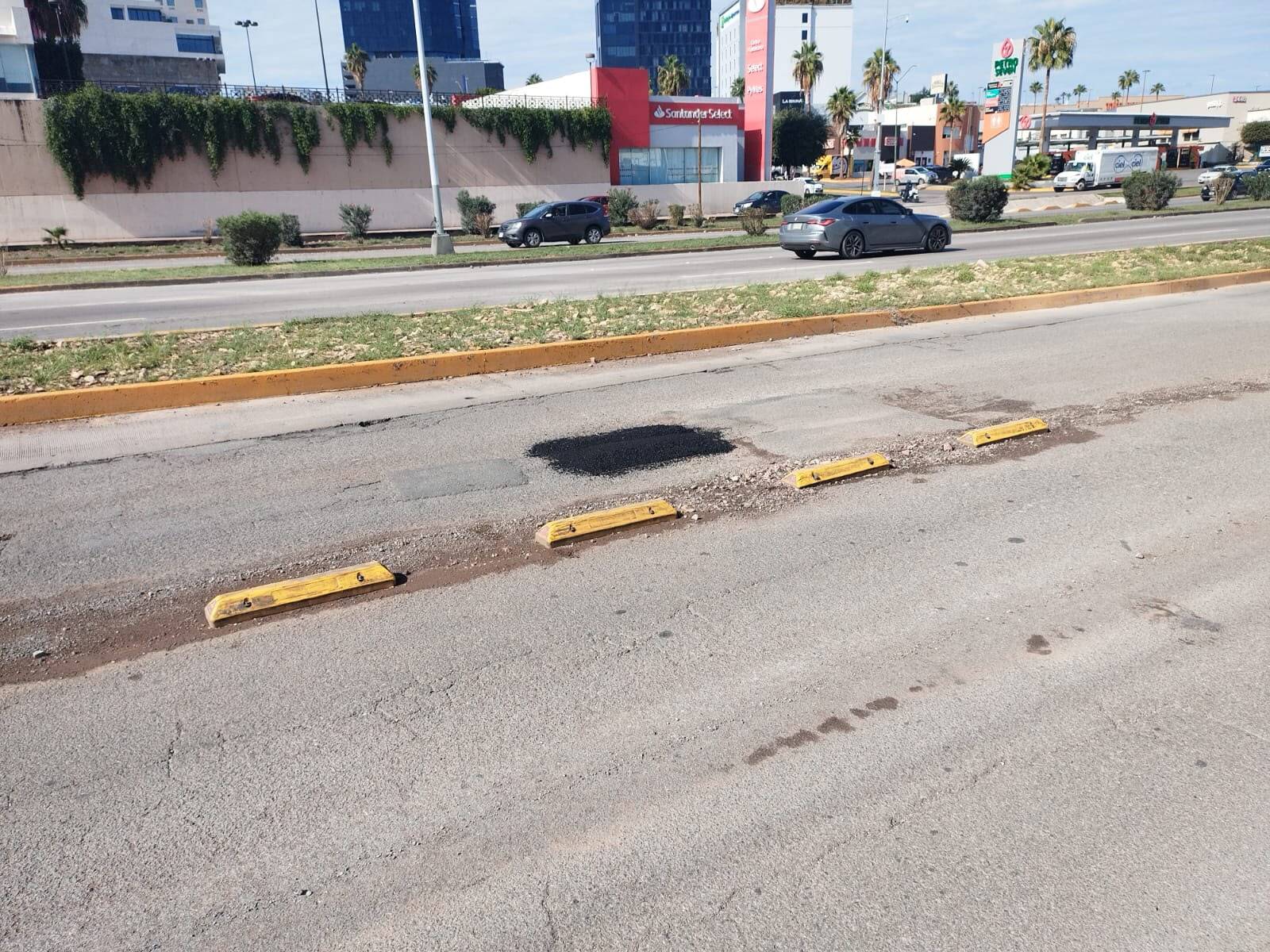 whatsapp-image-20260929-at-15501-pm-359216078-1 Realiza Municipio bacheo en Periférico de la Juventud