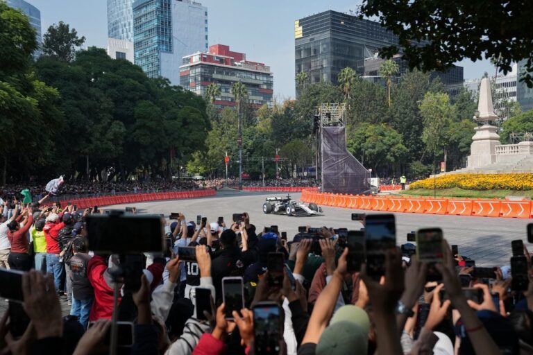 checo_perez_show_run_ap_ac2a9a85ba