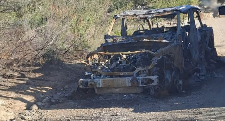 Balacera en Aldama deja 2 muertos y autos en llamas